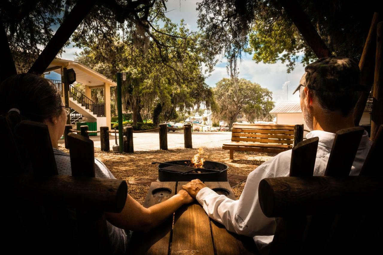 Steinhatchee River Inn And Marina Luaran gambar